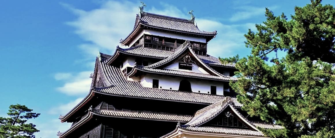 江戸城三ノ丸　小田原城　屋根瓦　レプリカ 歴史的建造物 | 株式会社丸上瓦工業
