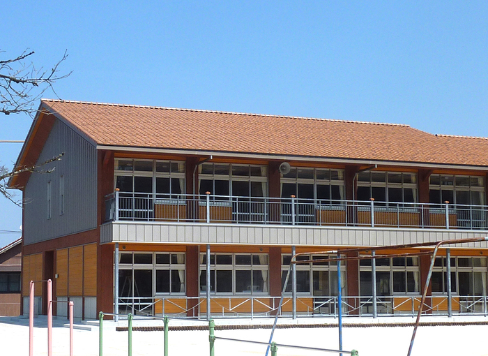 八川小学校管理教室棟